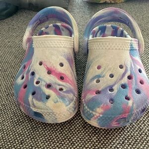 Toddler crocs